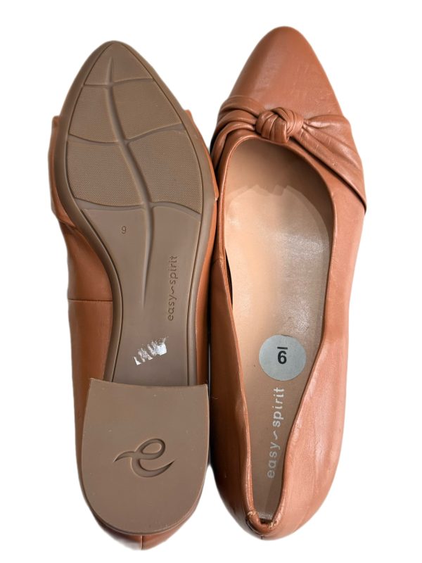 Easy Spirit Leather Flat