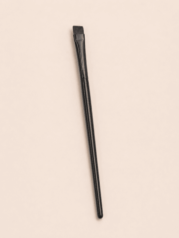 Precision Ultra-Fine Flat Carver & Eyeliner Brush (Classic Black)