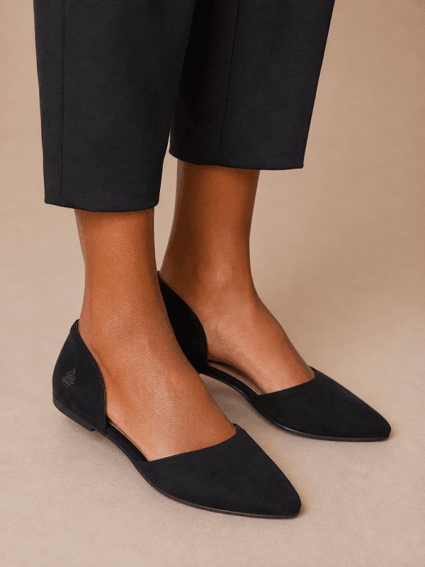 Fashion Nova Black Pointed-Toe D’Orsay Flats